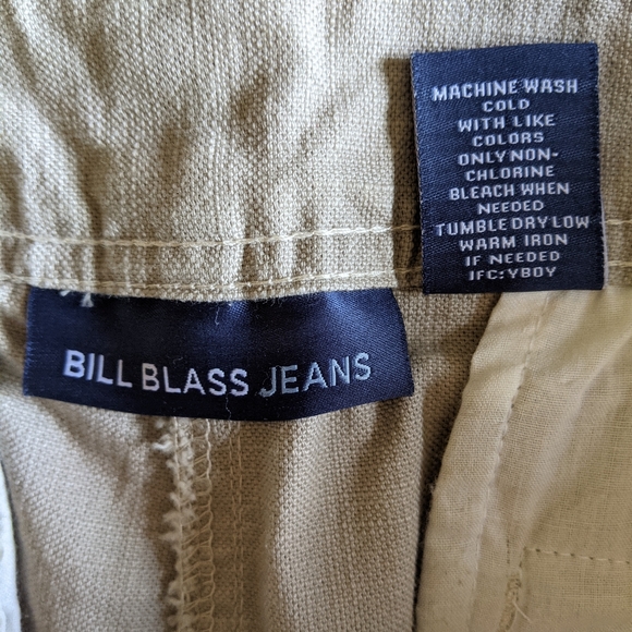 Shorts - Picture 4 of 4